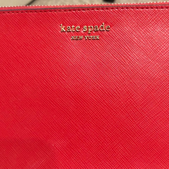 Gently used Kate spade red wristlet - Picture 5 of 8